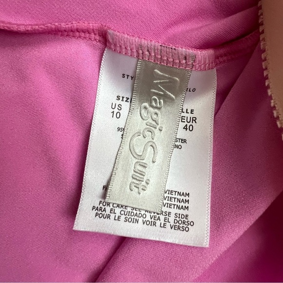 Magicsuit Pink Jolene Top Size 10 - Picture 6 of 8